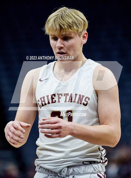 Thumbnail 3 in Lynwood vs. Sierra (CIF State D5 Final) photogallery.