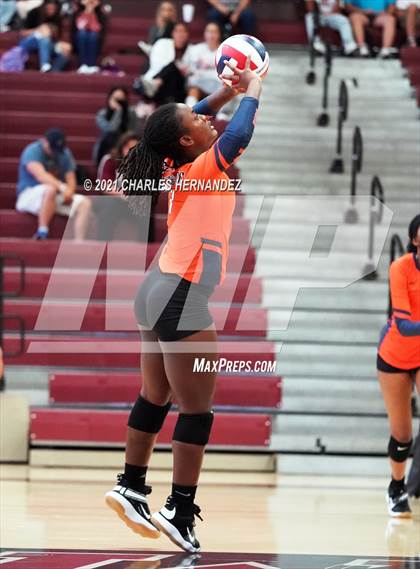 Thumbnail 1 in Fort Bend Austin vs. Fort Bend Bush (BCS Classic) photogallery.