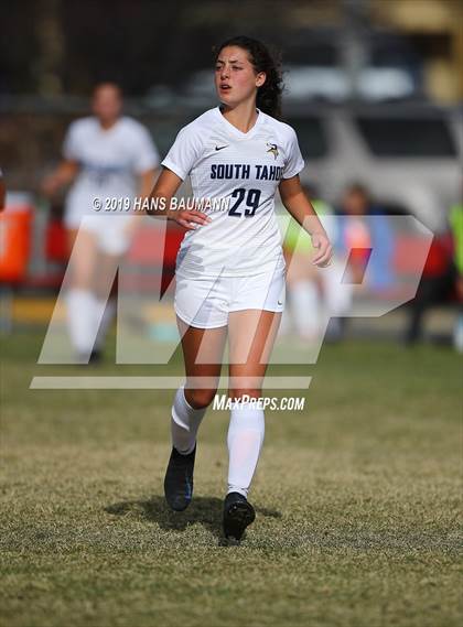 Thumbnail 2 in Virgin Valley vs. South Tahoe (NIAA 3A Semifinal) photogallery.