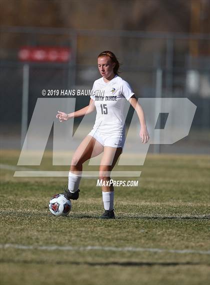 Thumbnail 2 in Virgin Valley vs. South Tahoe (NIAA 3A Semifinal) photogallery.