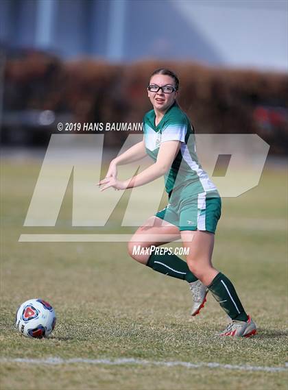 Thumbnail 2 in Virgin Valley vs. South Tahoe (NIAA 3A Semifinal) photogallery.