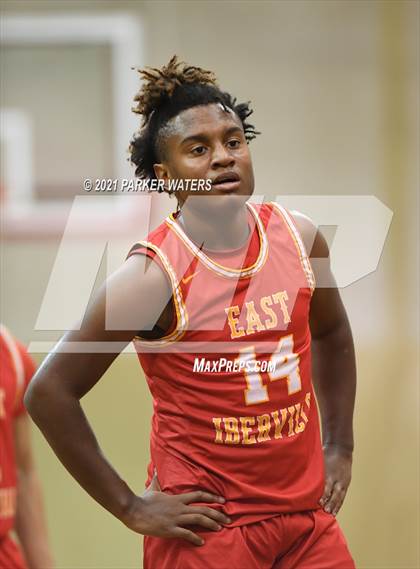Thumbnail 3 in East Iberville vs Metairie Park Country Day (Country Day Classic) photogallery.