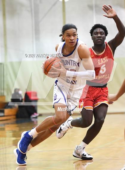 Thumbnail 3 in East Iberville vs Metairie Park Country Day (Country Day Classic) photogallery.