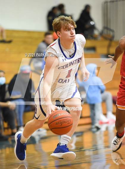 Thumbnail 1 in East Iberville vs Metairie Park Country Day (Country Day Classic) photogallery.