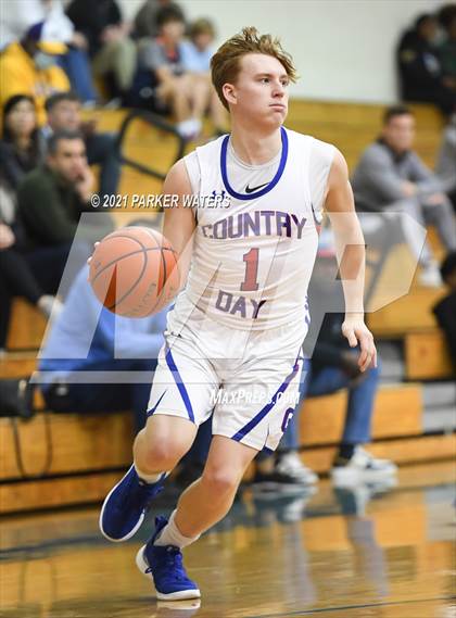 Thumbnail 1 in East Iberville vs Metairie Park Country Day (Country Day Classic) photogallery.