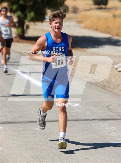 Thumbnail 2 in Bakersfield Invitational (Bakersfield College) photogallery.