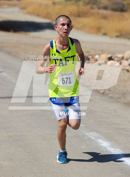 Thumbnail 3 in Bakersfield Invitational (Bakersfield College) photogallery.
