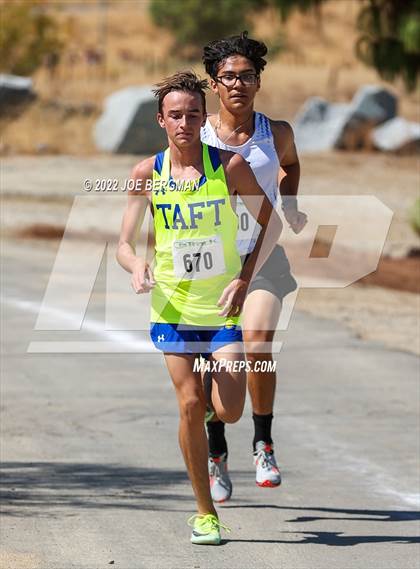 Thumbnail 1 in Bakersfield Invitational (Bakersfield College) photogallery.