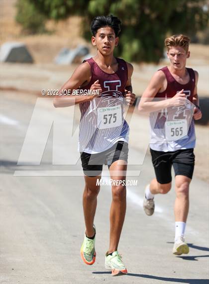 Thumbnail 2 in Bakersfield Invitational (Bakersfield College) photogallery.