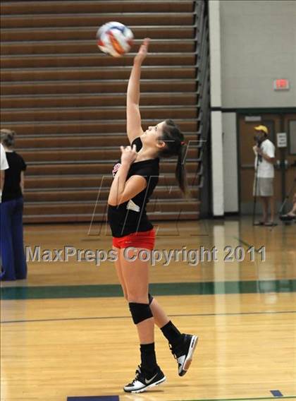 Thumbnail 2 in Lakewood vs. El Dorado (Durango Fall Classic) photogallery.