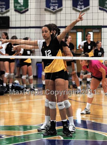 Thumbnail 2 in Lakewood vs. El Dorado (Durango Fall Classic) photogallery.