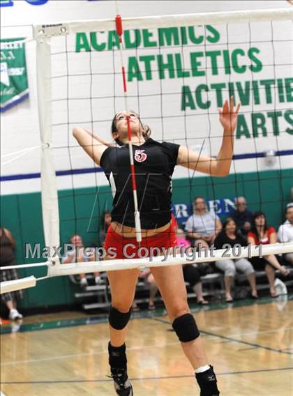 Thumbnail 2 in Lakewood vs. El Dorado (Durango Fall Classic) photogallery.