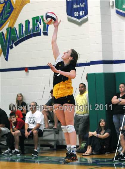 Thumbnail 1 in Lakewood vs. El Dorado (Durango Fall Classic) photogallery.