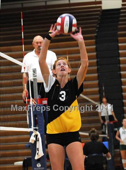Thumbnail 2 in Lakewood vs. El Dorado (Durango Fall Classic) photogallery.