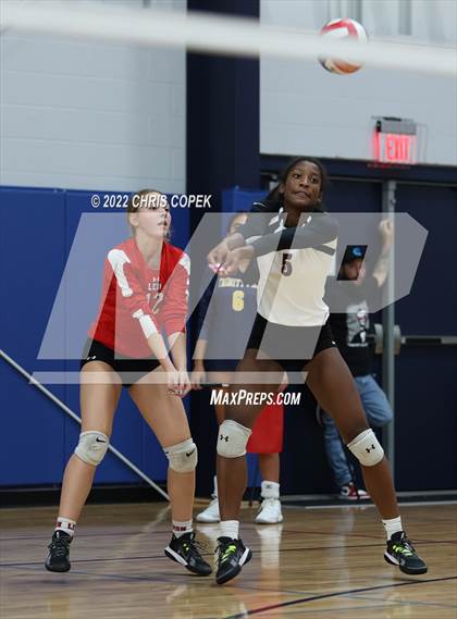 Thumbnail 3 in Leon vs Fort Myers (Nike Tournament of Champions) photogallery.