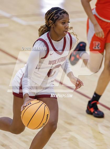 Thumbnail 2 in Union Grove vs Rockdale County ( Thanksgiving Basketball Showcase) photogallery.