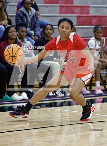 Thumbnail 2 in Union Grove vs Rockdale County ( Thanksgiving Basketball Showcase) photogallery.