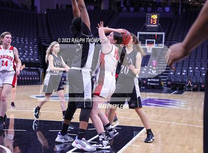 Thumbnail 3 in Valley Christian vs. Sacramento Country Day (@ Golden 1 Center) photogallery.