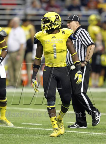 Thumbnail 2 in Army All-American Bowl photogallery.