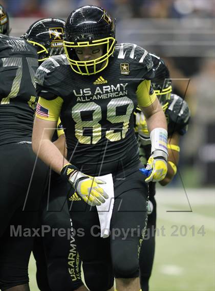 Thumbnail 2 in Army All-American Bowl photogallery.