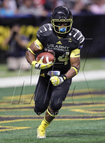Thumbnail 2 in Army All-American Bowl photogallery.