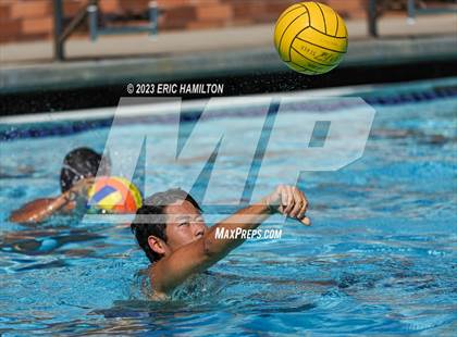 Thumbnail 2 in Crespi @ Loyola photogallery.