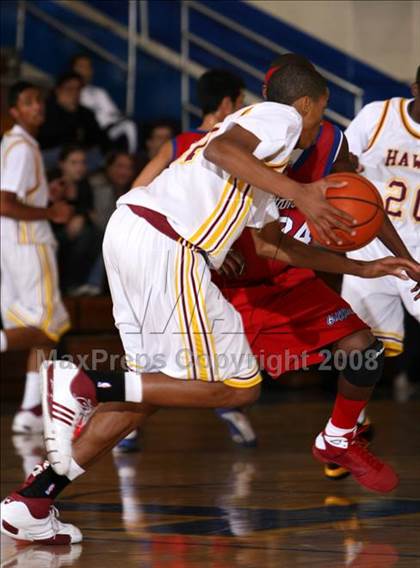 Thumbnail 2 in Ocean View vs. Los Alamitos (O.C. North-South Challenge) photogallery.