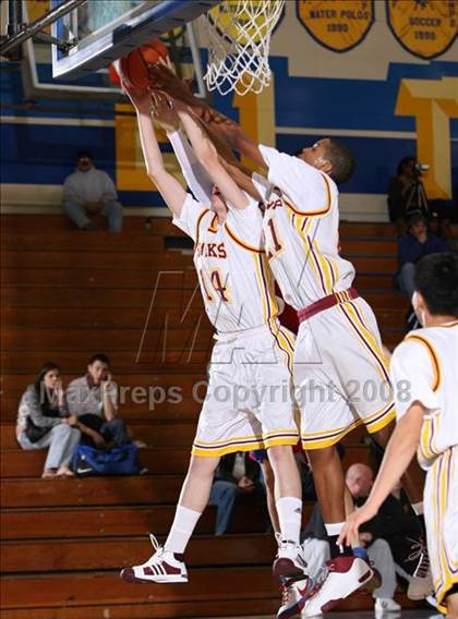 Thumbnail 2 in Ocean View vs. Los Alamitos (O.C. North-South Challenge) photogallery.