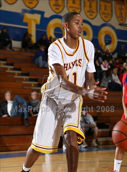 Thumbnail 2 in Ocean View vs. Los Alamitos (O.C. North-South Challenge) photogallery.