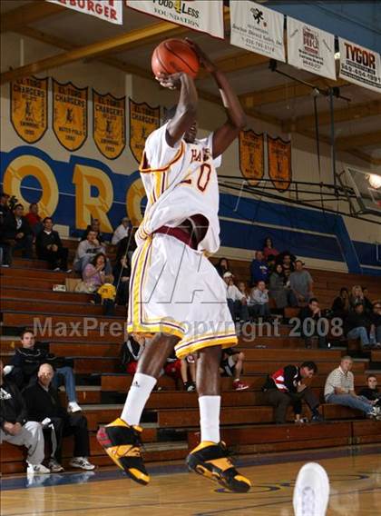 Thumbnail 1 in Ocean View vs. Los Alamitos (O.C. North-South Challenge) photogallery.