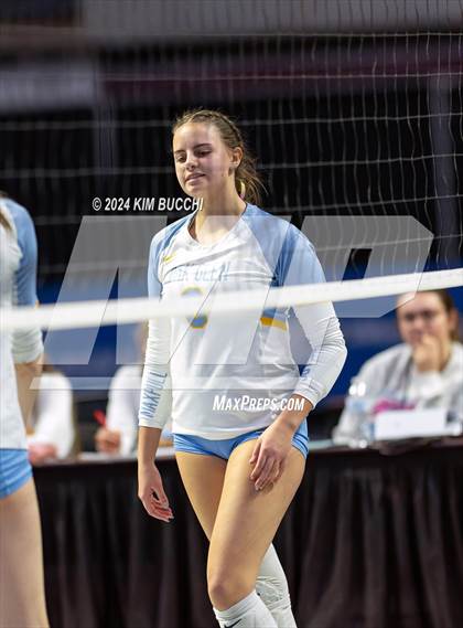 Thumbnail 3 in Buffalo vs. Oak Glen (WVSSAC Class AA Semifinal) photogallery.