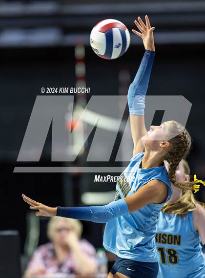 Thumbnail 2 in Buffalo vs. Oak Glen (WVSSAC Class AA Semifinal) photogallery.