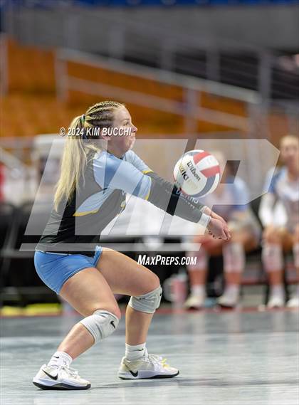 Thumbnail 3 in Buffalo vs. Oak Glen (WVSSAC Class AA Semifinal) photogallery.