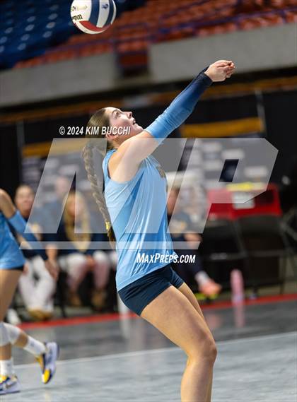 Thumbnail 1 in Buffalo vs. Oak Glen (WVSSAC Class AA Semifinal) photogallery.