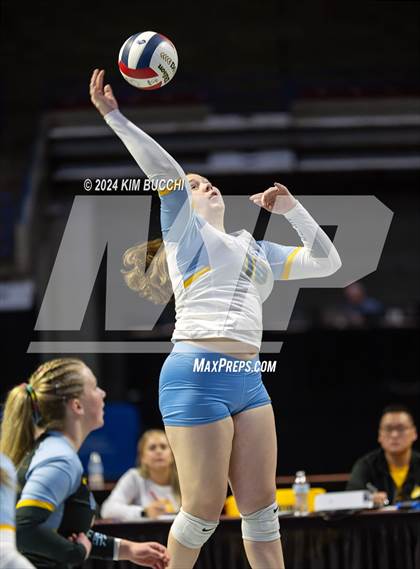 Thumbnail 3 in Buffalo vs. Oak Glen (WVSSAC Class AA Semifinal) photogallery.
