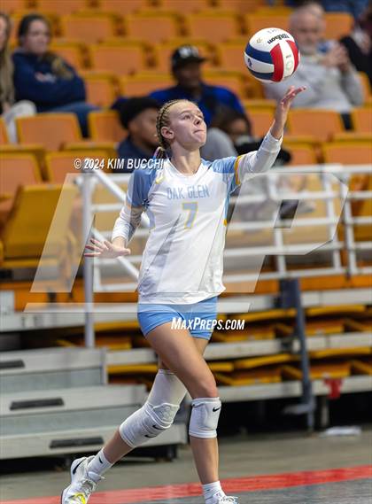 Thumbnail 2 in Buffalo vs. Oak Glen (WVSSAC Class AA Semifinal) photogallery.
