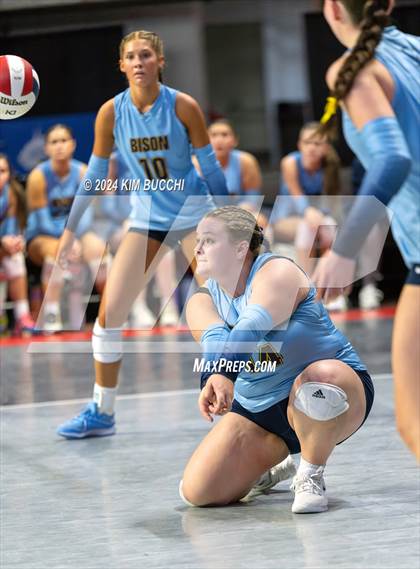 Thumbnail 3 in Buffalo vs. Oak Glen (WVSSAC Class AA Semifinal) photogallery.