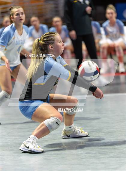 Thumbnail 3 in Buffalo vs. Oak Glen (WVSSAC Class AA Semifinal) photogallery.