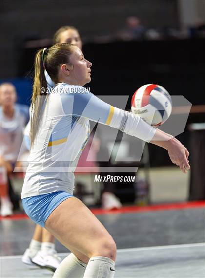 Thumbnail 3 in Buffalo vs. Oak Glen (WVSSAC Class AA Semifinal) photogallery.