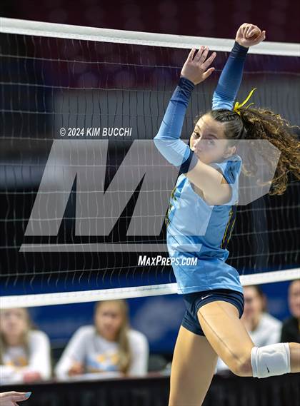 Thumbnail 1 in Buffalo vs. Oak Glen (WVSSAC Class AA Semifinal) photogallery.
