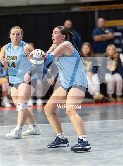 Thumbnail 3 in Buffalo vs. Oak Glen (WVSSAC Class AA Semifinal) photogallery.