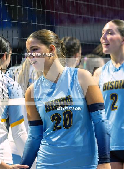Thumbnail 3 in Buffalo vs. Oak Glen (WVSSAC Class AA Semifinal) photogallery.