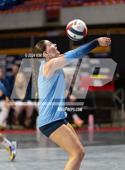 Thumbnail 3 in Buffalo vs. Oak Glen (WVSSAC Class AA Semifinal) photogallery.