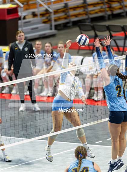 Thumbnail 3 in Buffalo vs. Oak Glen (WVSSAC Class AA Semifinal) photogallery.