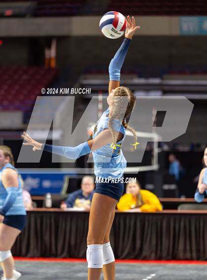 Thumbnail 3 in Buffalo vs. Oak Glen (WVSSAC Class AA Semifinal) photogallery.