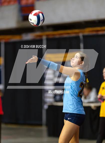 Thumbnail 2 in Buffalo vs. Oak Glen (WVSSAC Class AA Semifinal) photogallery.