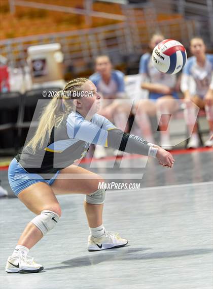 Thumbnail 1 in Buffalo vs. Oak Glen (WVSSAC Class AA Semifinal) photogallery.