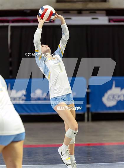 Thumbnail 1 in Buffalo vs. Oak Glen (WVSSAC Class AA Semifinal) photogallery.