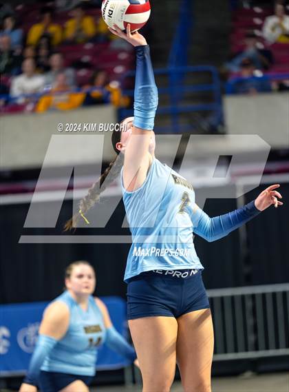 Thumbnail 1 in Buffalo vs. Oak Glen (WVSSAC Class AA Semifinal) photogallery.