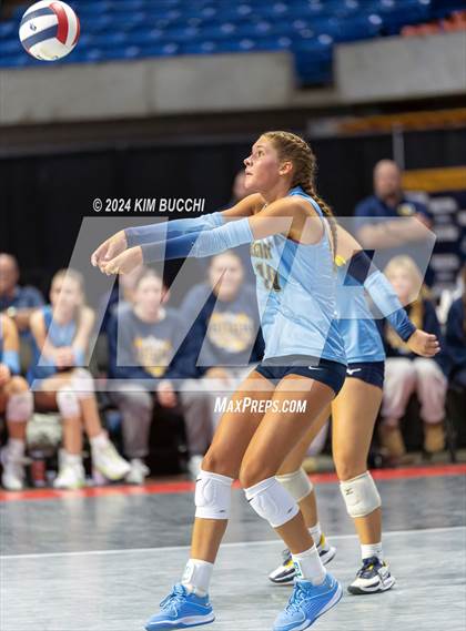 Thumbnail 1 in Buffalo vs. Oak Glen (WVSSAC Class AA Semifinal) photogallery.